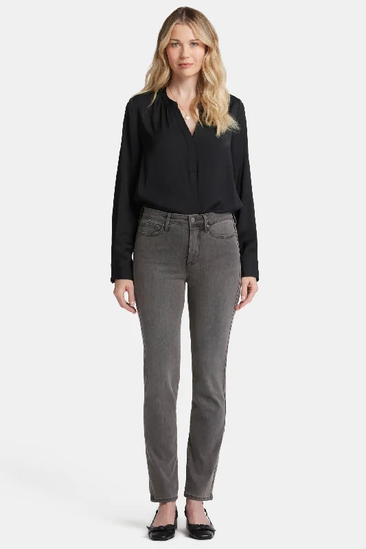 Sheri Slim Jeans In Petite - Highlands